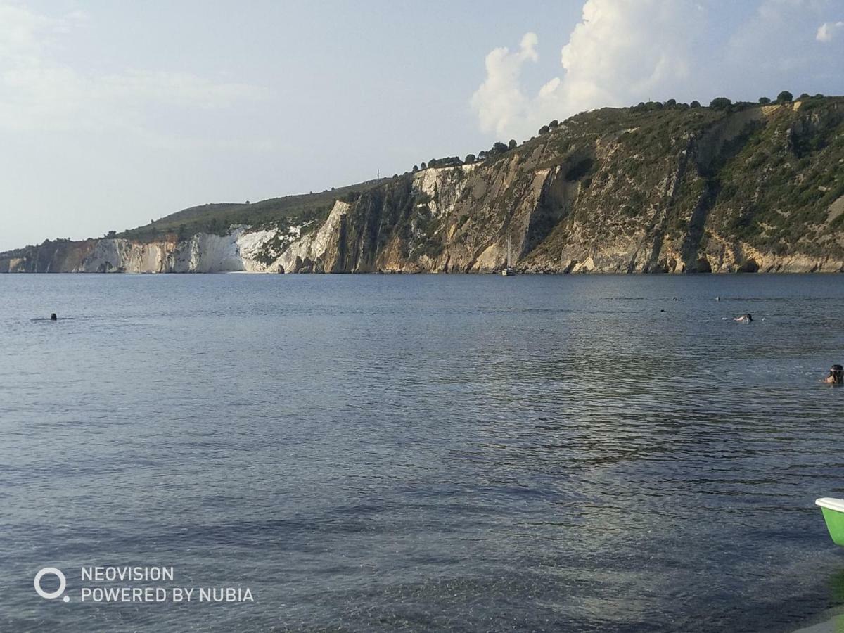 Le Paradis D' Elli Lakithra Екстер'єр фото